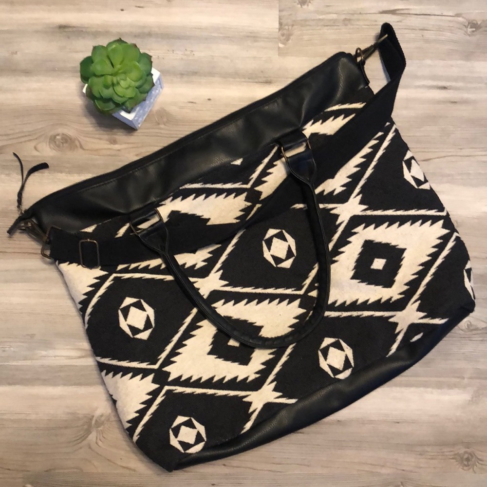 ❗️ LARGE MOSSIMO WEEKENDER BAG ❗️